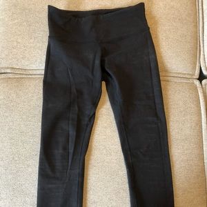 Lululemon cropped leggings